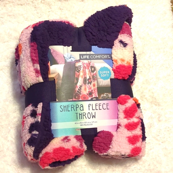 Life Comfort, Sherpa Fleece Throw, 40" x 50", New - Picture 1 of 7
